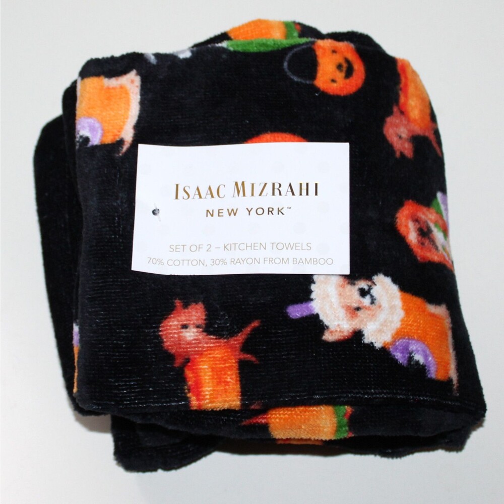 Set 2 Kitchen Towels Isaac Mizrahi NEW black halloween dogs in costume pets fun